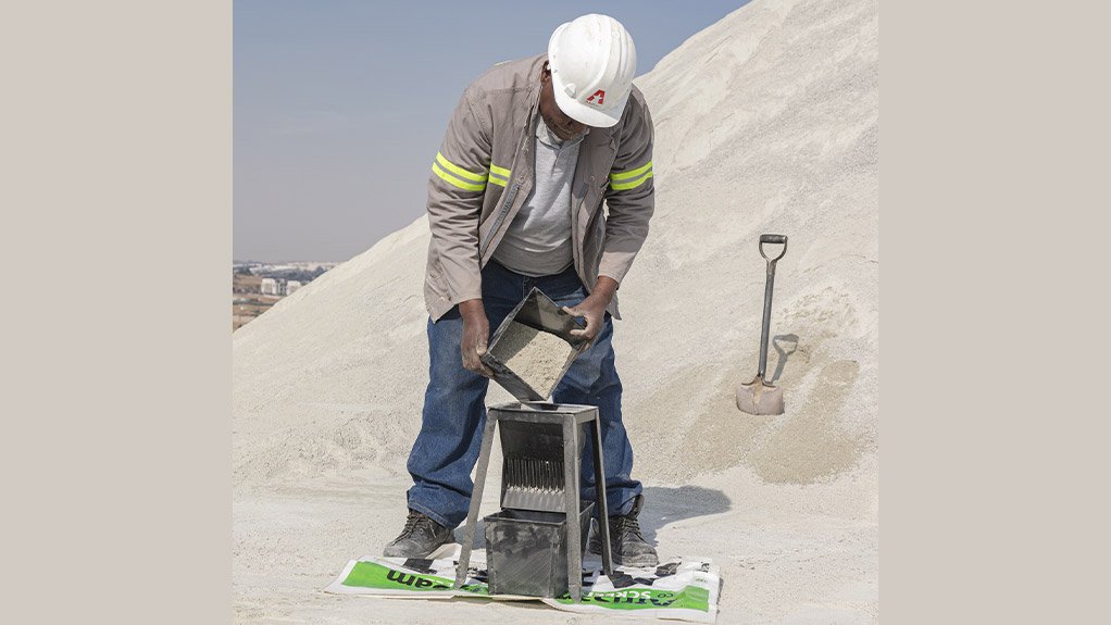 AfriSam’s technical experts perform daily process control and product testing to ensure consistent performance