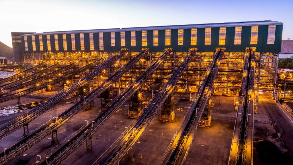 An image of the Grootegeluk coal mine