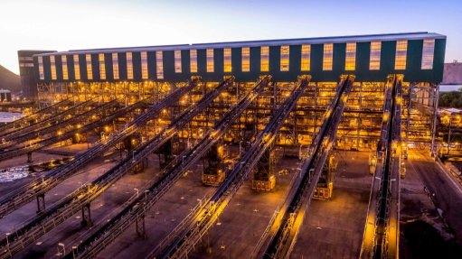 An image of the Grootegeluk coal mine