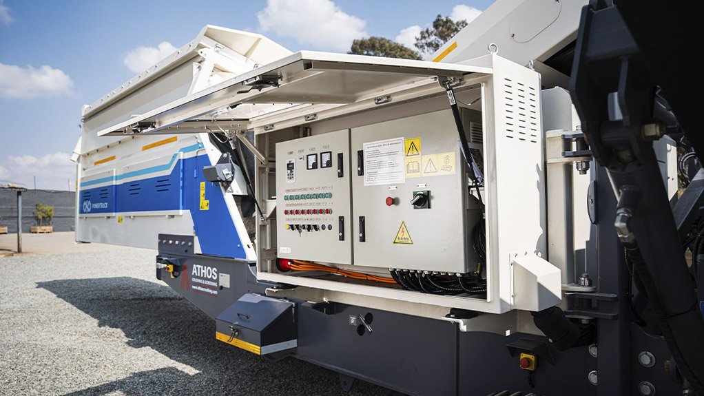 High-capacity material separation is achieved with the Powertrack PT Pro ST-08E triple-deck screen, powered by a fully electric drive