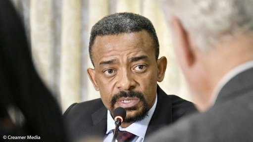 Mzila Mathenjane at a conference