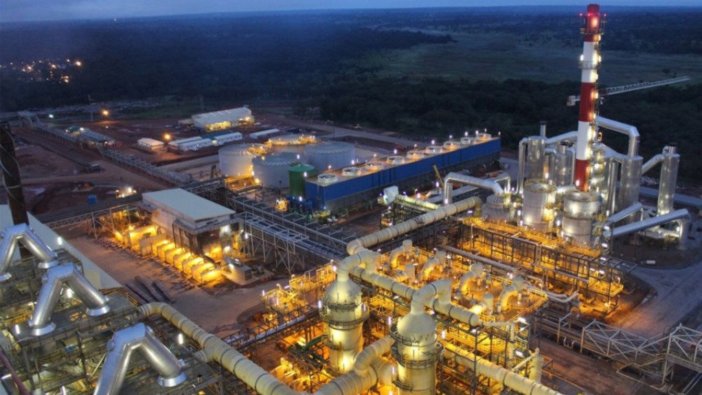 a night picture of the Kanshani mine S3 operation