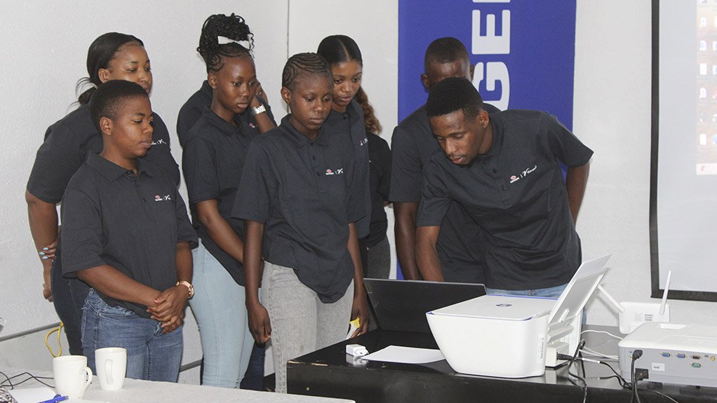 Steelpoort learners showcase ICT skills at Engen Project Presentation Day