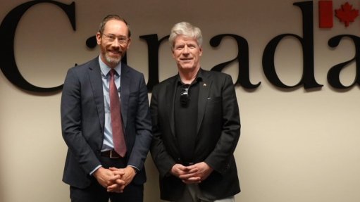 FPX CEO Martin Turenne and Energy and Natural Resources Minister Tim Hodgson 
