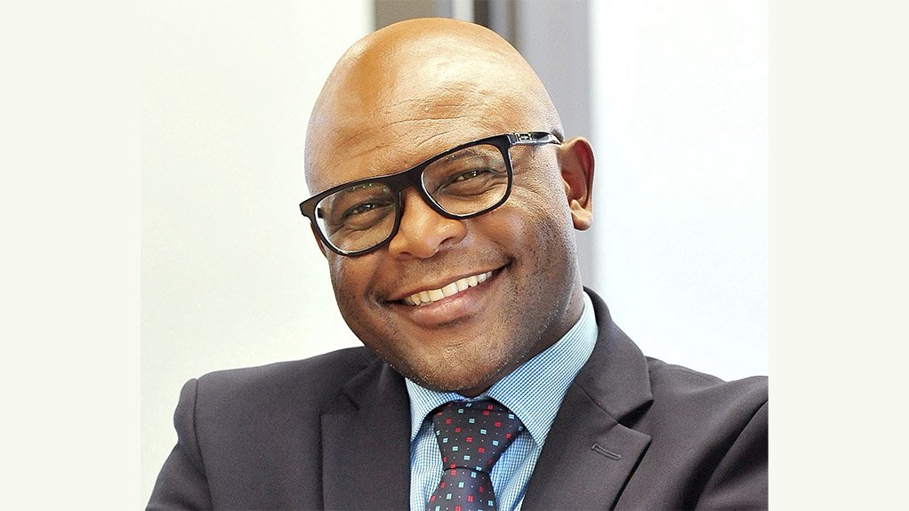 Standard Bank’s refined footprint: expanding cashless branches, cutting-edge ATMs & drawing non-clients