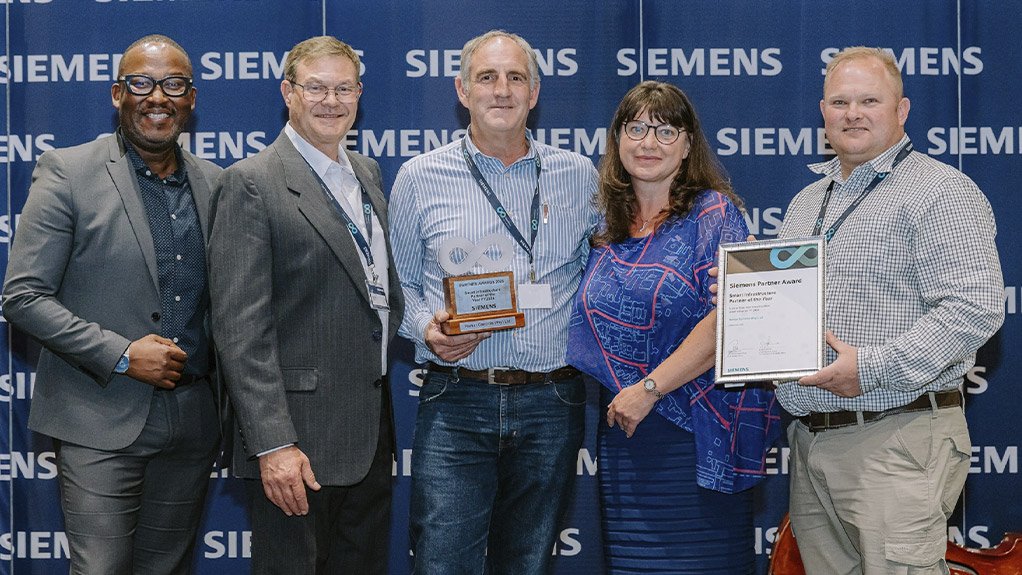 Hamar Controls proud recipient of dual Siemens Partner Awards for production prowess  