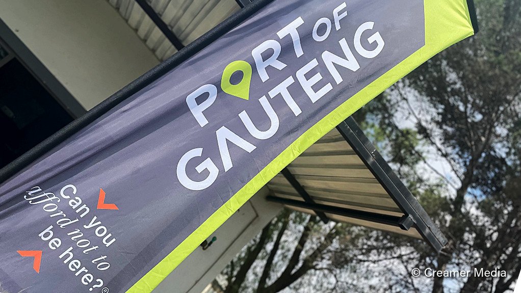 Port of Gauteng flag with logo on