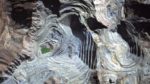 The Los Bronces mine (left) and the Adina mine (right)