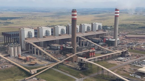 FINALLY COMPLETED: Unit 6 at Kusile power station officially entered into commercial operation on September 29, marking the end of Eskom’s multi-decade build programme – one which experienced well-publicised delays, major cost overruns, and technical problems, alongside allegations of serious corruption. Construction, which started in August 2008, was initially expected to take six years, but took 17 years instead. Likewise, the project’s initial budget of less than R80-billion ballooned to above R233-billion.
