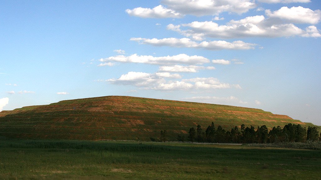 Land rehabilitation at a tailings dump