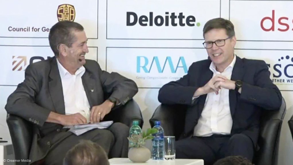 Anglo American CEO Duncan Wanblad (right) with Joburg Indaba chairperson Bernard Swanepoel.