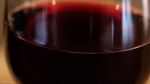 red wine in glass