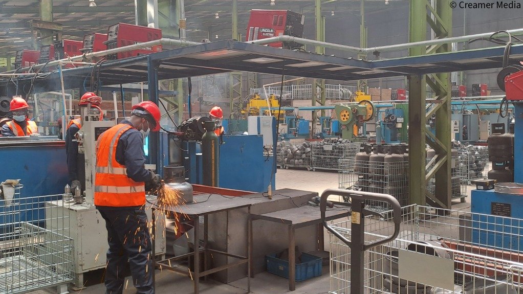 An image of Tianlong's LPG cylinder manufacturing facility 