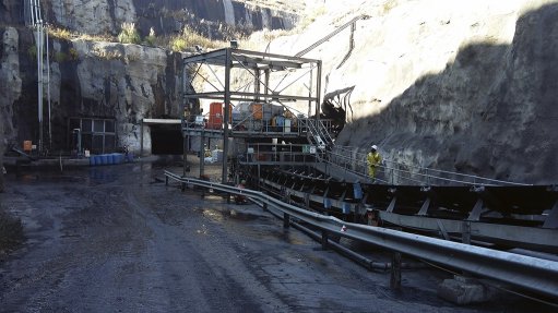 A Weba cascade chute installed at a coal mine in Mpumalanga, designed to control material flow and minimise dust and spillage