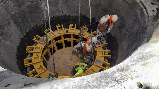 Aerial image of a gyratory crusher carousel