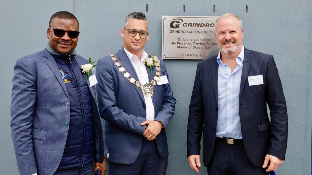 Namport CEO Andrew Kanime, Walvis Bay Mayor Trevino Forbes and Grindrod Logistics head Andrew Sturrock