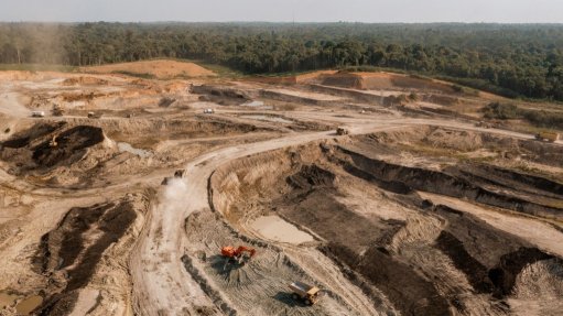 Asia’s coal mavericks chase riches while giant miners scale back