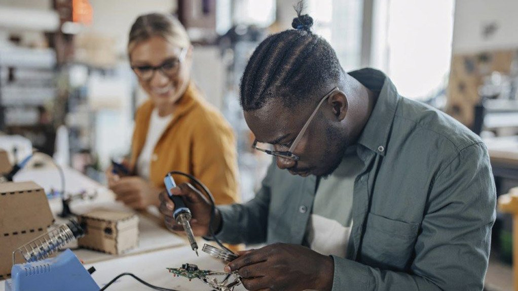 RS South Africa Shapes the Future of Engineering Talent this STEM Day