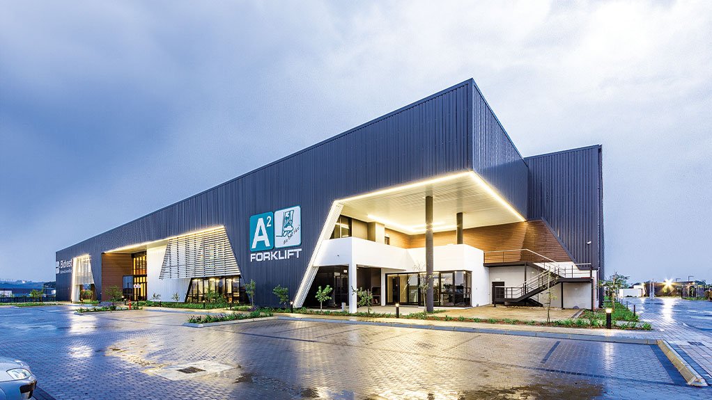 We are Still A Square Forklift