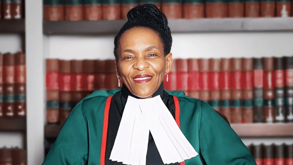 Image of Mandisa Maya