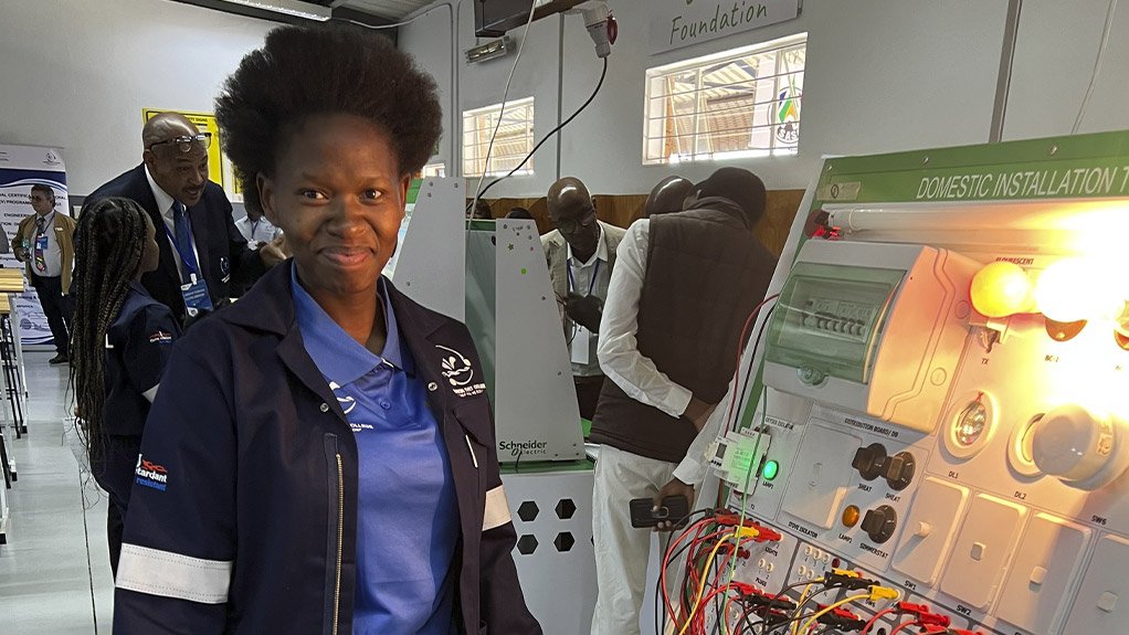 Schneider Electric workshop unveiled at Sedibeng TVET College – a milestone in practical skills development