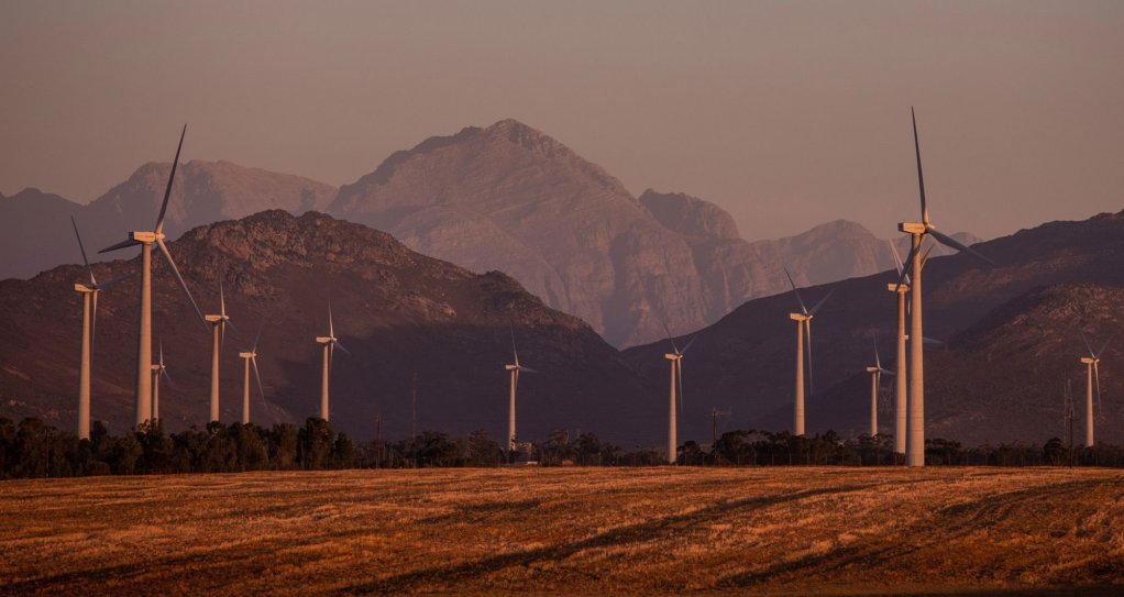 An image of wind power in the Western Cape 