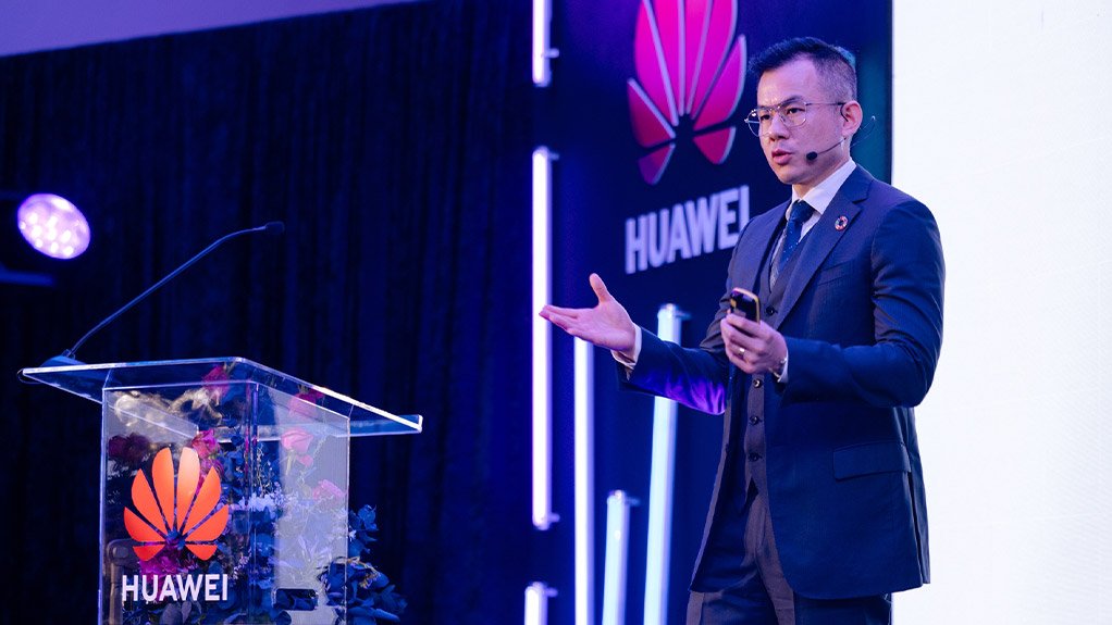 Samuel Chen Vice President of Marketing Wireless Network Business, speaking at the summit