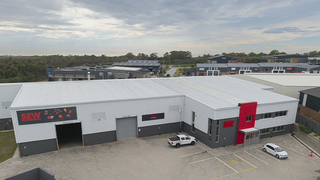 SEW-EURODRIVE’s new expanded Gqeberha facility marks a major investment in the Eastern Cape’s industrial future supporting automotive, logistics, agri-processing and renewable energy sectors with world class drive solutions