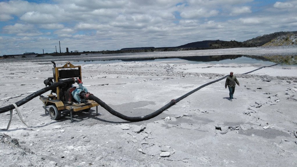 An image of pumping at the Phalaborwa project 