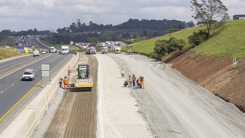 From national highways to municipal and rural access roads, AfriSam Roadstab Cement continues to underpin critical transport infrastructure across southern Africa