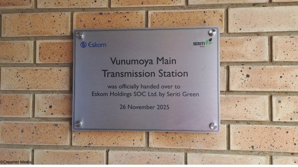 An image showing the Vunumoya MTS handover commemoration 