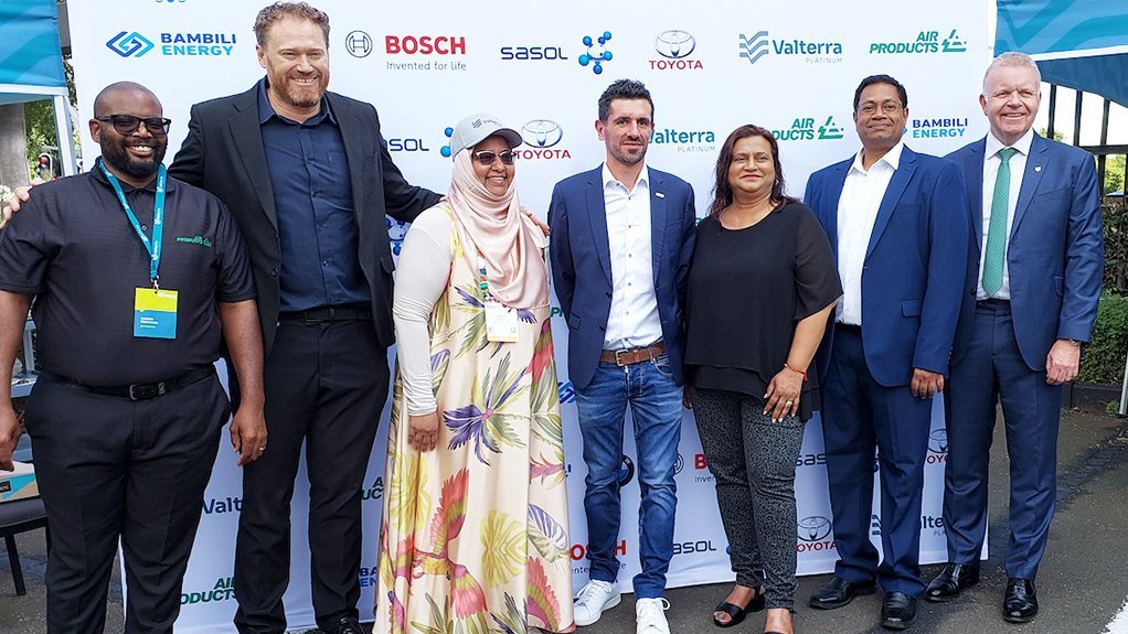 The mine-to-market people, from right to left, Craig Miller, CEO Valterra Platinum; Vishal Subbaye, Business Analyst, Low Carbon Market Development, Sasol; Arthi Govender, General Manager Marketing, Air Products; Marillet Jean Philippe, Sales Director, Bosch Mobility Solutions Africa; Fahmida Smith, Principal Market Development, Valterra Platinum; Anton Smalberger, Senior Manager New Energy Business Development, Toyota; and Lutendo Mammburu, Projects and Proposal Manager, Air Products.