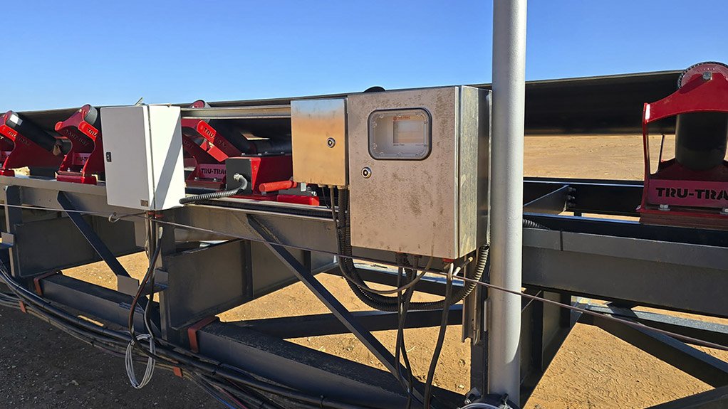 AccuTrac™ AI reduces the need for multiple sensors by combining precise measurement and advanced diagnostics into one intelligent, integrated system