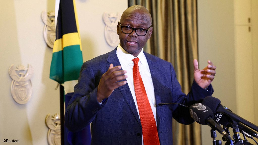 Presidential spokesperson Vincent Magwenya