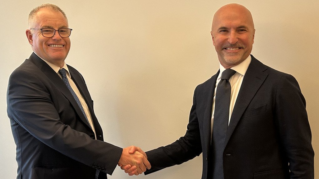 Sappi CEO Steve Binnie and UPM President and CEO Massimo Reynaudo