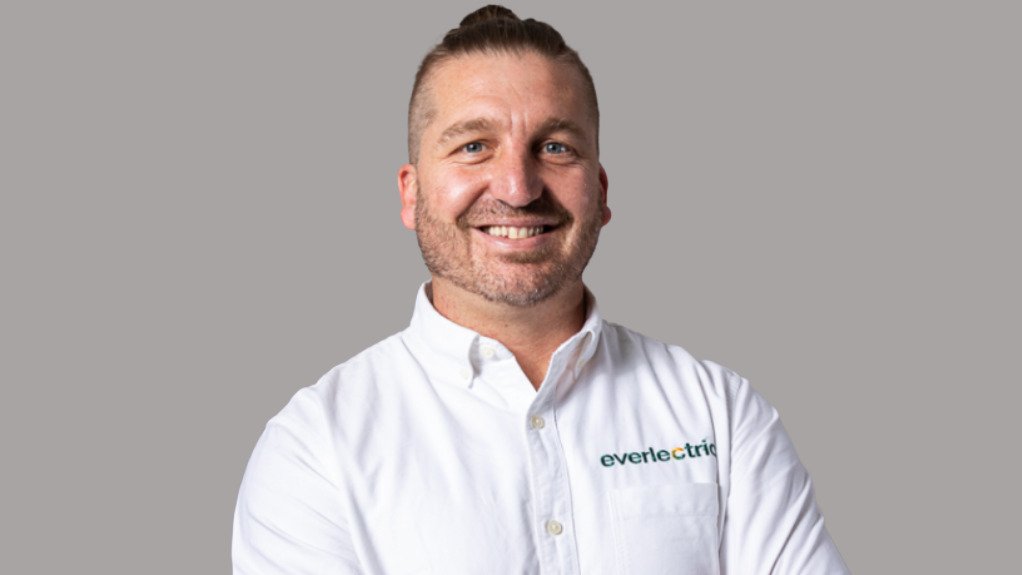 The above image depicts Everlectric COO Paul Plummer