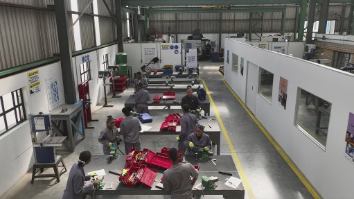 The FLS Training Academy in Chloorkop continues to expand its capabilities to support artisan and engineering skills development for the mining sector