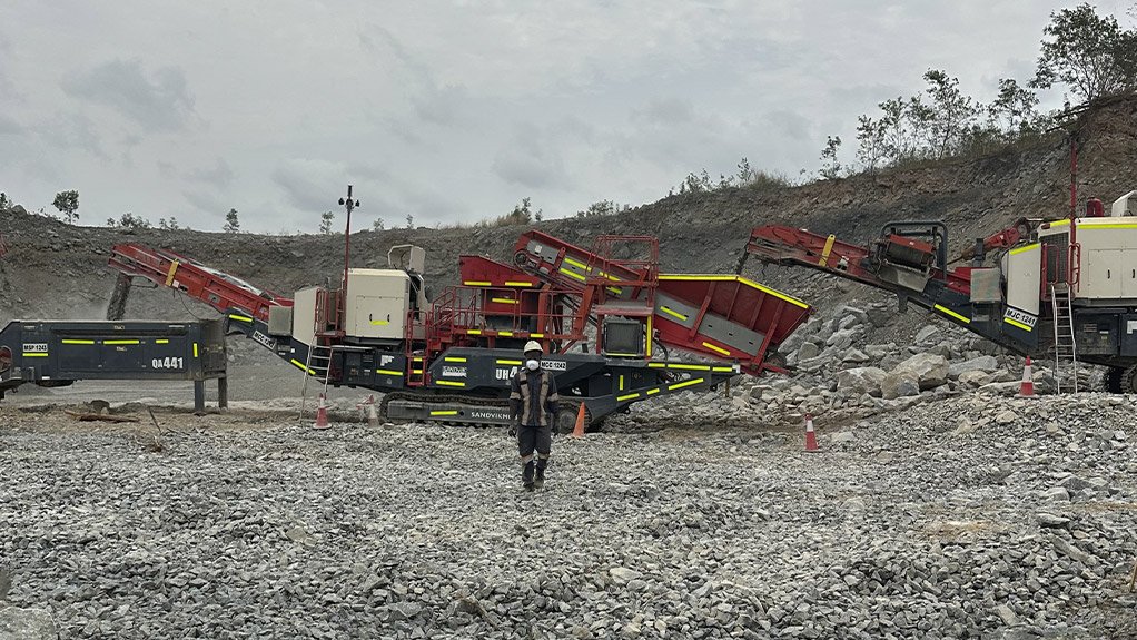 Service support for Sandvik Rock Processing’s mobile crushing and screening equipment forms a key component of the company’s comprehensive localised support offering for rock processing operations across West Africa