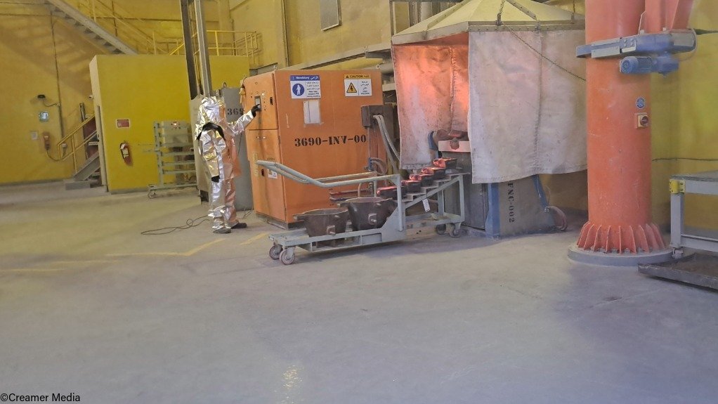 An image of a gold pour at Mansourah-Massarah 