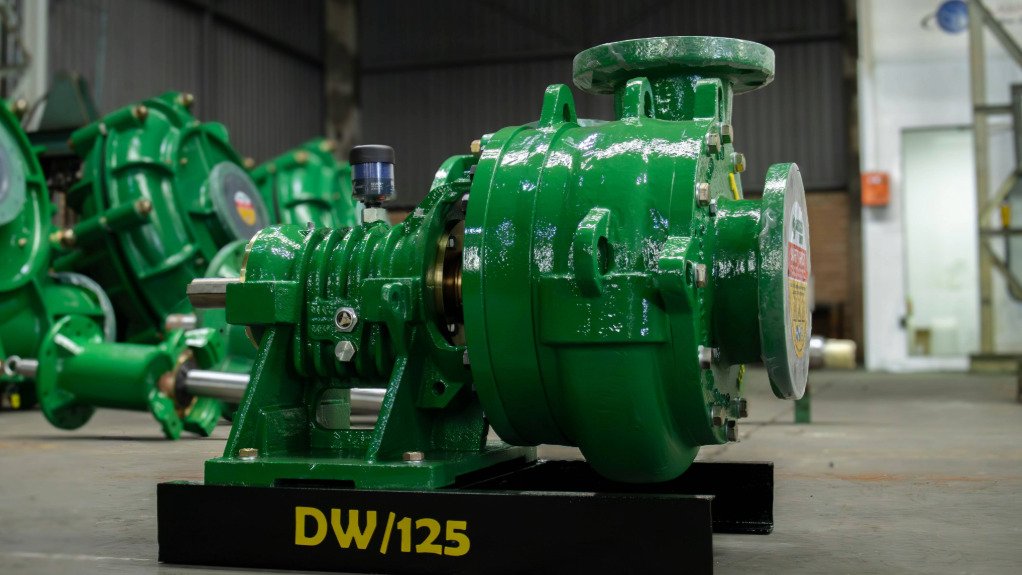 The image above depicts one of the pumps featured in Schurco Slurry's DW Series