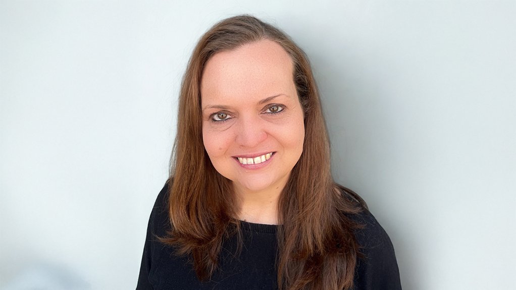 LEONE HUMAN
The electricity industry must use the skills available in the private sector to fast-track grid expansion