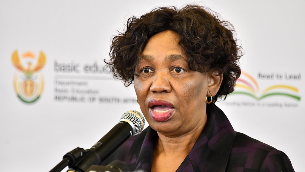 Minister of Defence and Military Veterans Angie Motshekga
