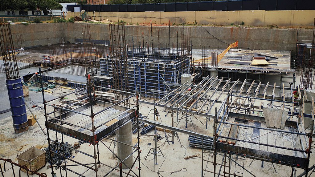 With a strong focus on sustainability, safety and construction efficiency, Concor continues to shape the evolving Oxford Parks Precinct, with the concrete structure progressing and lift cores nearing podium level