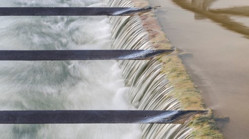 Water solid contact clarifier sedimentation