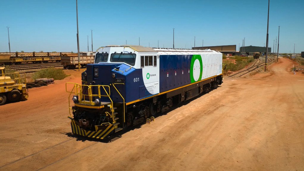 Fortescue starts commissioning battery electric locomotives