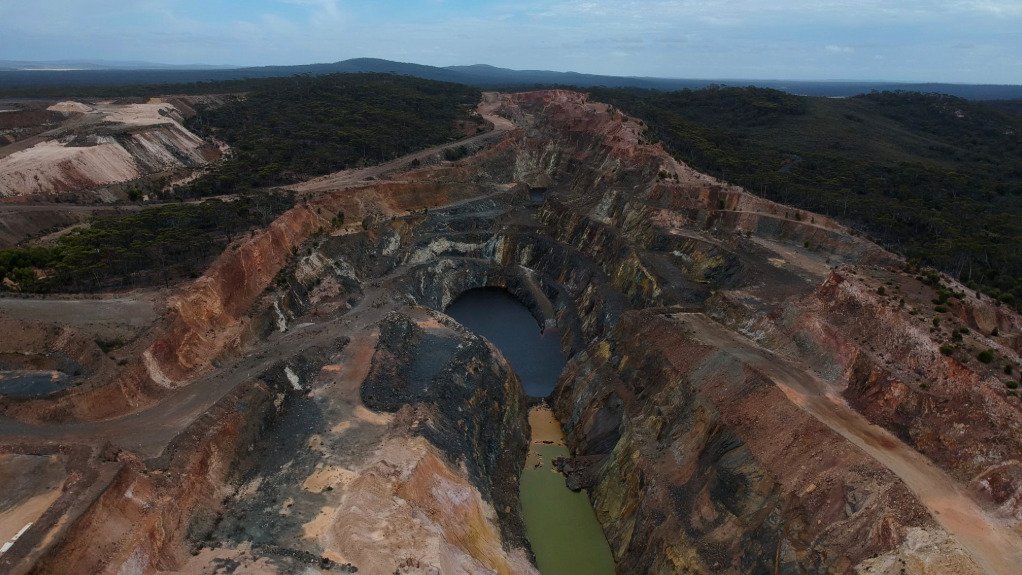 Alicanto set for 50 000-m drilling programme at Mt Henry