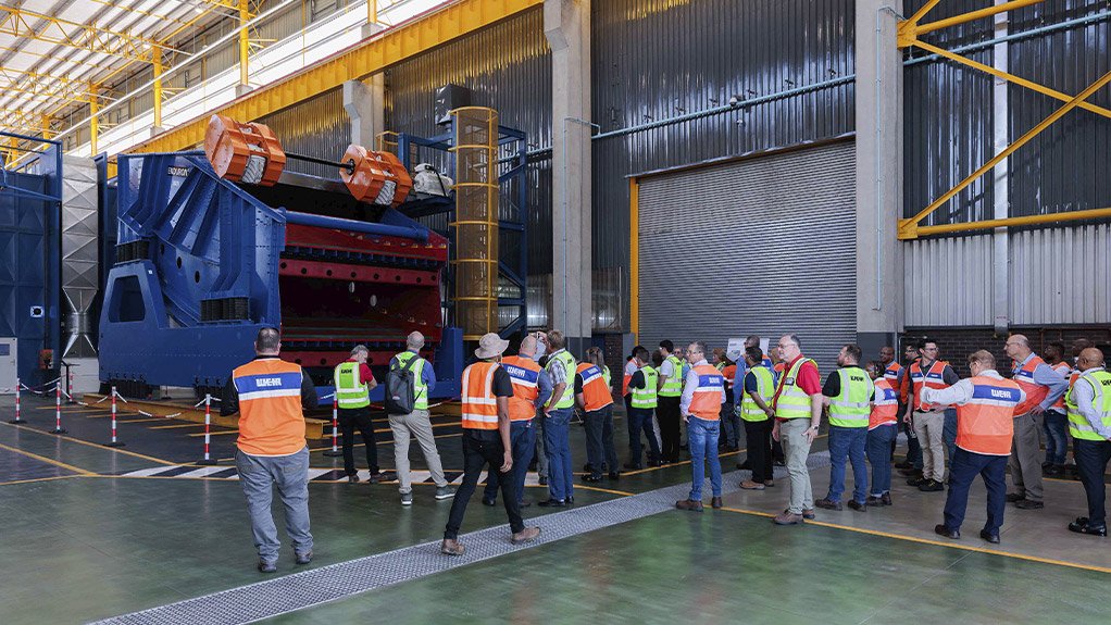 Weir hosted a number of customers at its Alrode operation, welcoming them to the new Screens Heavy Bay facility to showcase its enhanced screen manufacturing capabilities