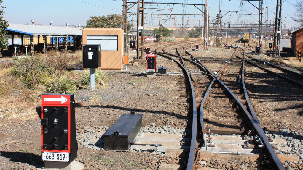 An image of a railway line
