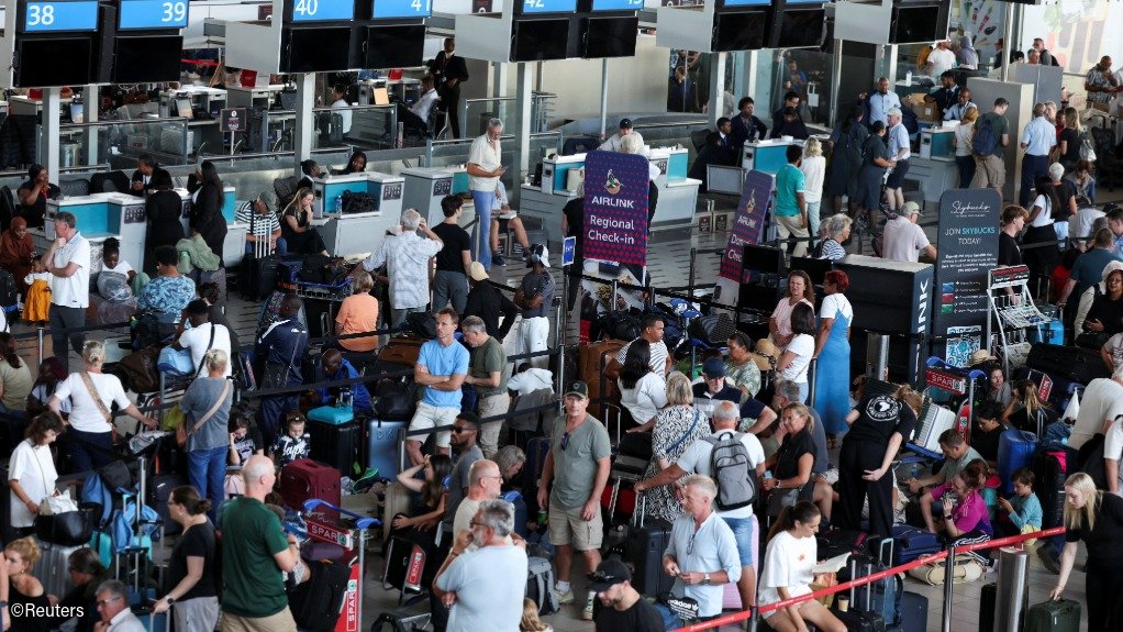 Queues of passengers at the Cape Town International airport