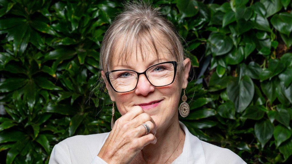 An image of Julie Courtnage